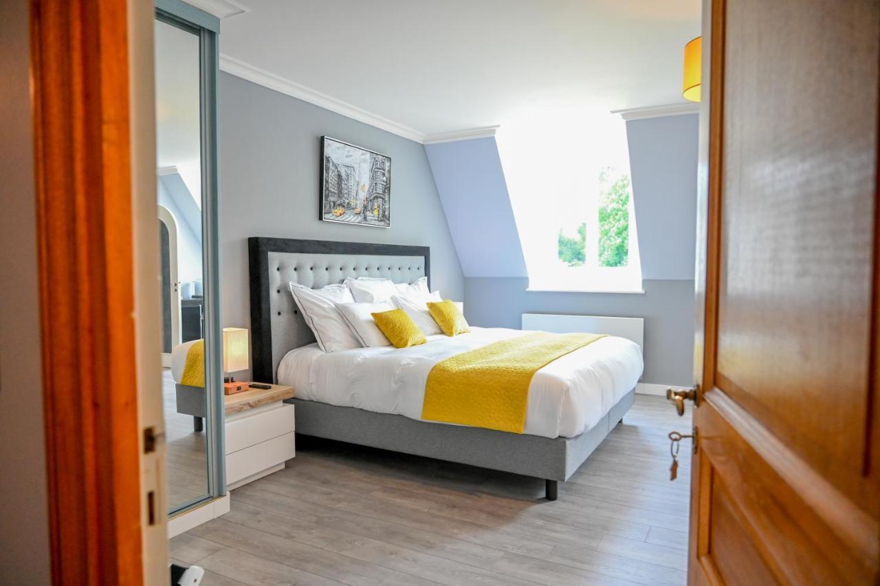 La Fontaine Dort Bed and Breakfast Tessy-sur-Vire Eksteriør billede