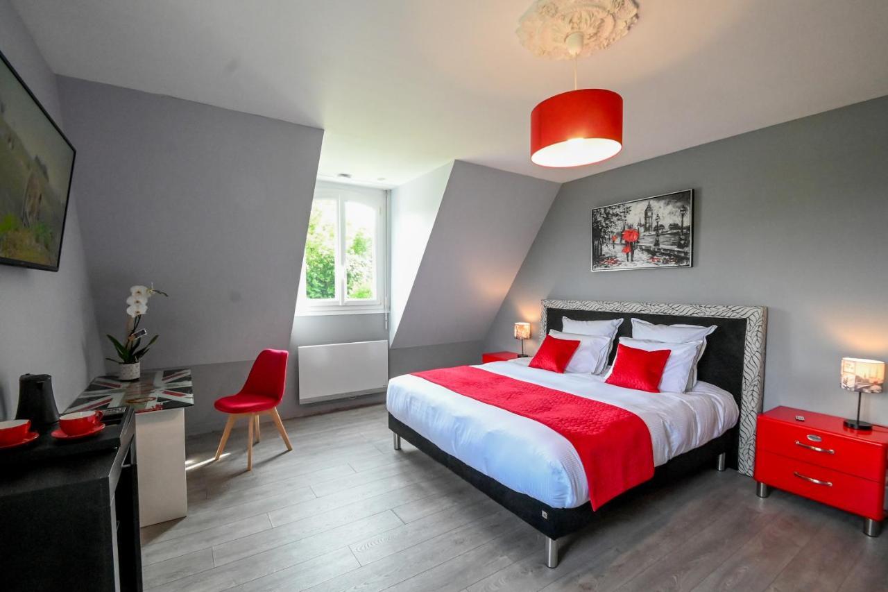 La Fontaine Dort Bed and Breakfast Tessy-sur-Vire Eksteriør billede